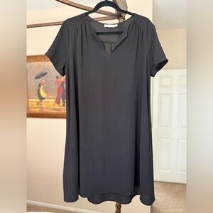 Lush Black V-Neck Shift Dress
